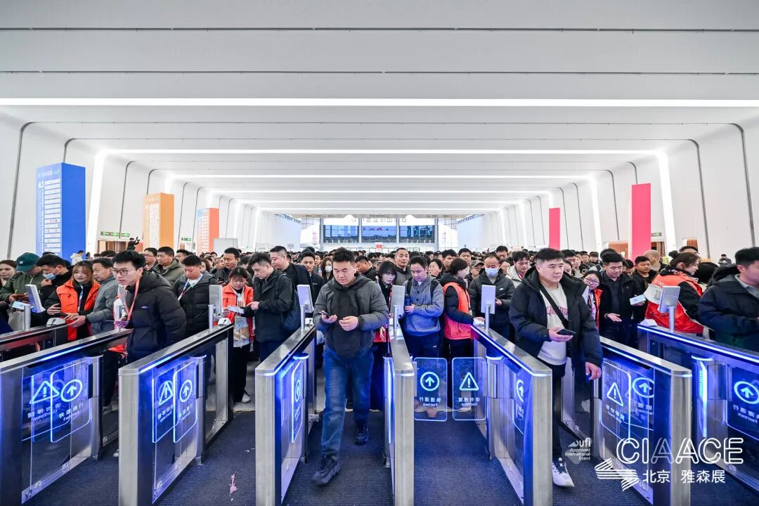 CIAACE 2026 Exhibition Update | Yasn Beijing Exhibition Officially Opens – Packed with People, New Products, and Busy Orders!