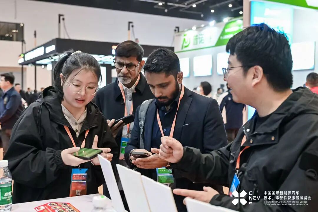 CIAACE 2026 Exhibition Update | Yasn Beijing Exhibition Officially Opens – Packed with People, New Products, and Busy Orders!