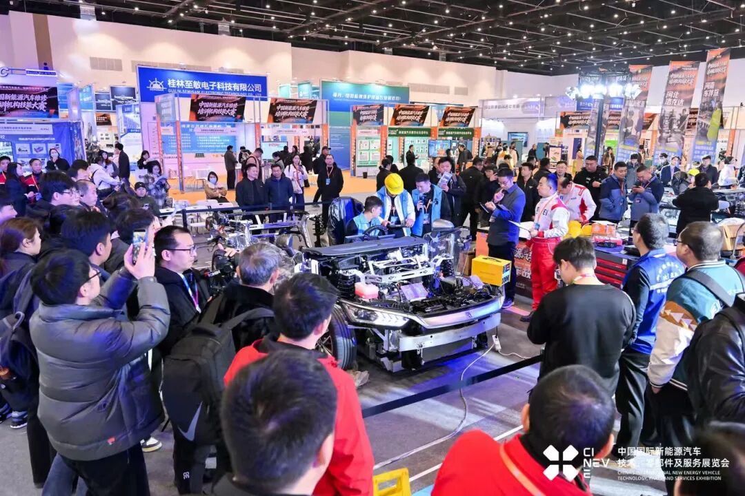 CIAACE 2026 Exhibition Update | Yasn Beijing Exhibition Officially Opens – Packed with People, New Products, and Busy Orders!