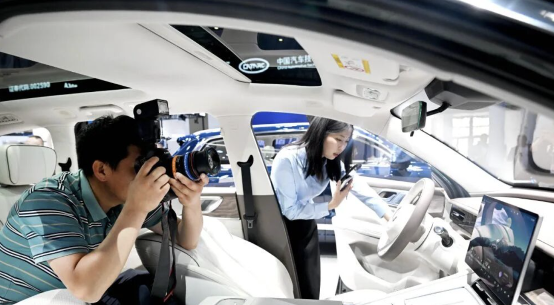 Magnesium Alloy Price Inversion, IMC Process Adoption, and Bamboo Fiber Use: Automotive Materials in Transition