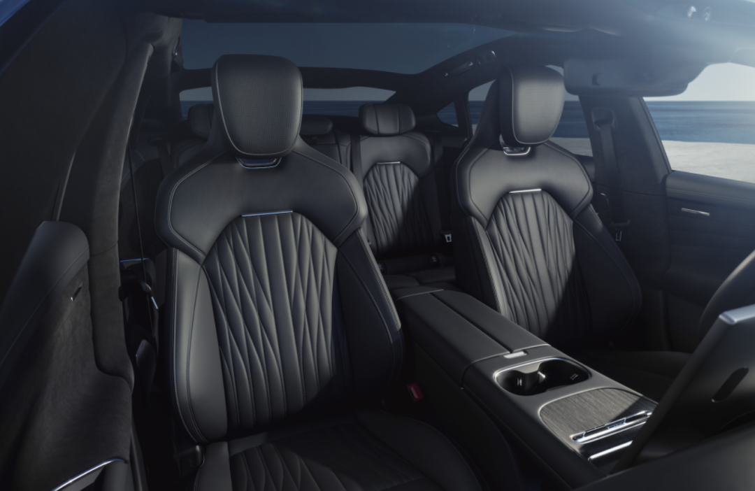 Automotive Aftermarket | The New SU7 Interior Shows Xiaomi’s New Automotive Strategy: Less About Screens, More About Human-Centered Experience