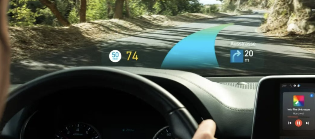 Moving Beyond Display Wars: Automotive Interiors Embrace a New Era of “Structure-Driven Functionality”