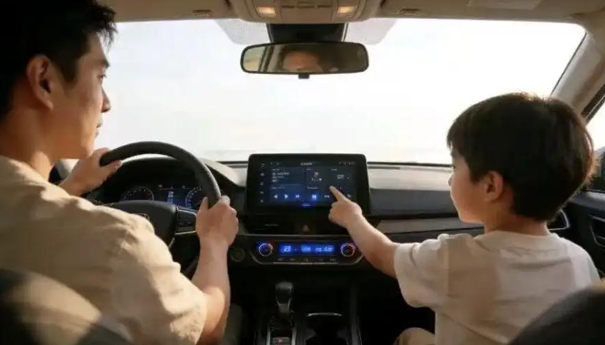 Beyond Full Touchscreens: Why Physical Buttons Are Making a Comeback in Smart Cockpit Design