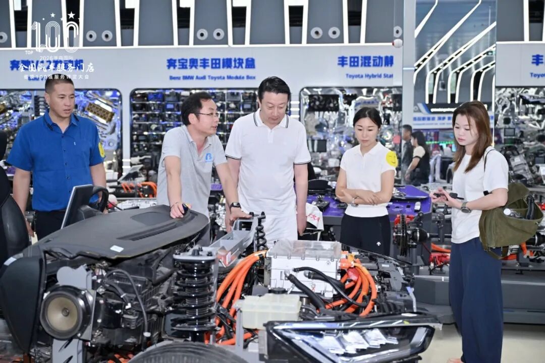 A Review of Essential New Energy Vehicle Repair Tools and Their Key Applications
