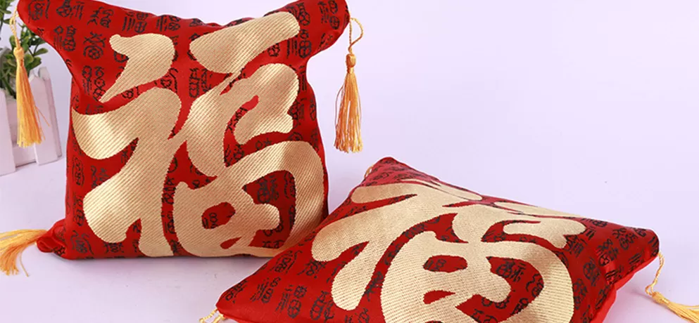 Chinese-Style Car Cushion – Elegant Vehicle Interior Pillow