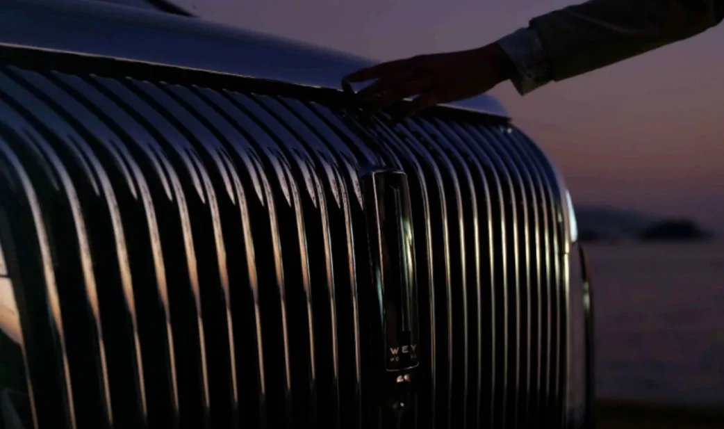 Why Are High-Gloss Black Exterior Trim Parts (No-Spray Process) Suddenly So Popular in 2026?