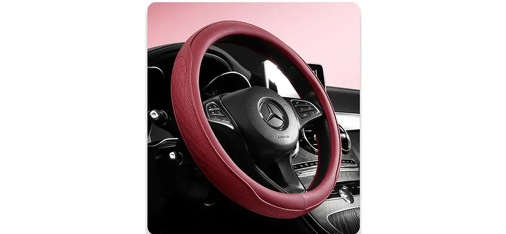 Qiaopijiang Steering Wheel Cover