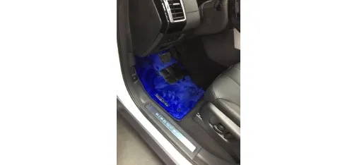Land Rover Discovery Blue Australian Sheepskin Floor Mat Real Shot