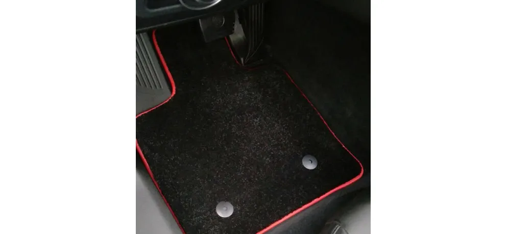 Universal Black Carpet Floor Mat with Red Edge and Snap Clips
