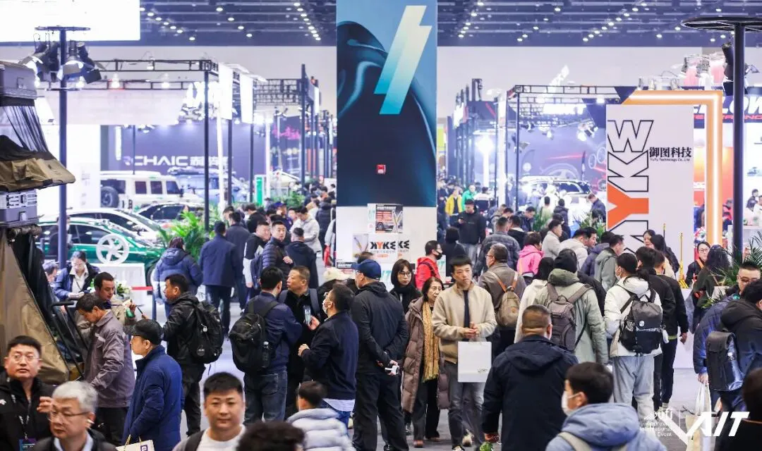 When “Taking Over an Entire Exhibition Hall” Becomes Standard Practice for Automakers